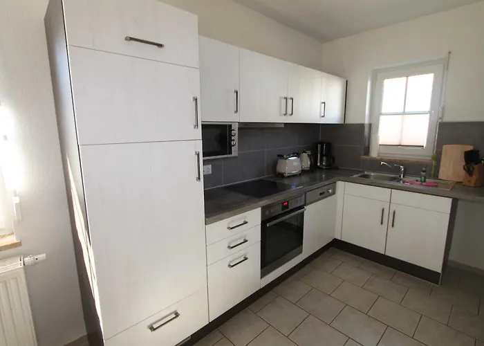 Leuchtturmstrasse Haus 15, Nur 100 M Vom Entfernt * ريريك